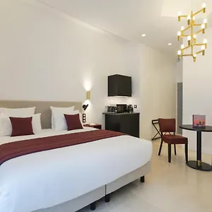 https://vestay-montaigne.fr-paris.fr